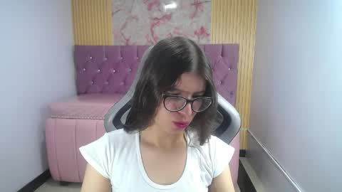 Kailee online show from April 2026 01:18:01 PM