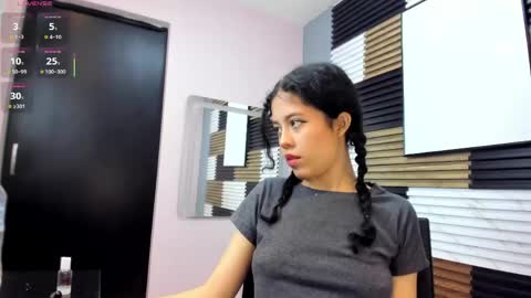 Snapshot of kaira_luxury chatting on June 2026 12:29:01 PM kaira_luxury online show from June 2026 12:29:01 PM