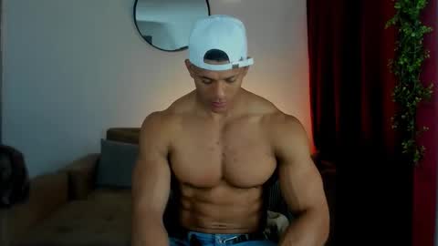 Snapshot of kale_tomson chatting on October 2025 08:47:01 PM kale thomson online show from October 2025 08:47:01 PM