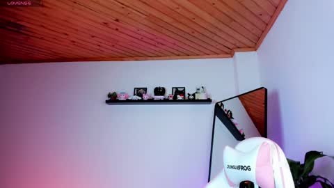 Kali Ka Please help me with your thumbs up its important   dont forget my birthday on October 26 online show from April 2026 08:17:01 PM