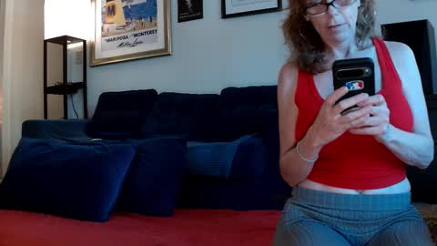 Tara Smith online show from October 2025 03:46:01 PM