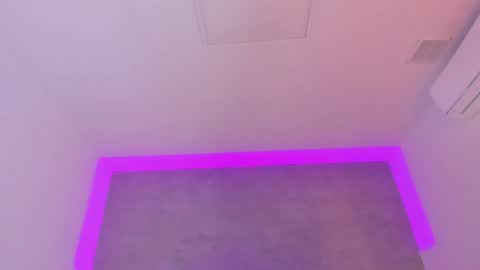 Carolina   online show from January 2025 03:32:02 PM