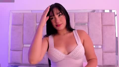 Snapshot of kalisweet_ chatting on April 2026 05:07:02 PM Kali online show from April 2026 05:07:02 PM