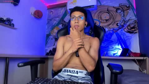 kall_ell_ online show from April 2026 07:30:02 PM