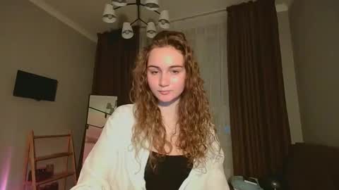 Snapshot of kalorine chatting on November 2025 05:12:02 PM Mellikyy online show from November 2025 05:12:02 PM