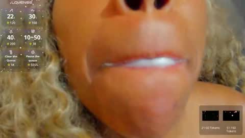 Snapshot of kamariafyre chatting on April 2026 03:20:01 AM Kamaria Fyre online show from April 2026 03:20:01 AM