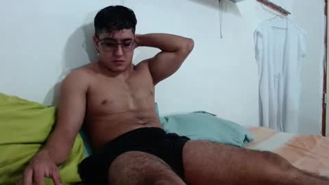 Snapshot of kamenov07 chatting on January 2025 06:35:01 PM kamenov07 online show from January 2025 06:35:01 PM