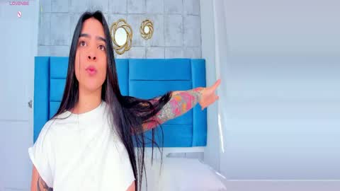 Snapshot of kamilabetancourt chatting on May 2026 02:45:02 PM Kamila Betancourt online show from May 2026 02:45:02 PM
