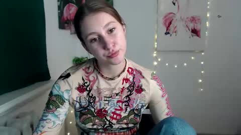 kamilla_love_ online show from November 2025 01:35:02 PM
