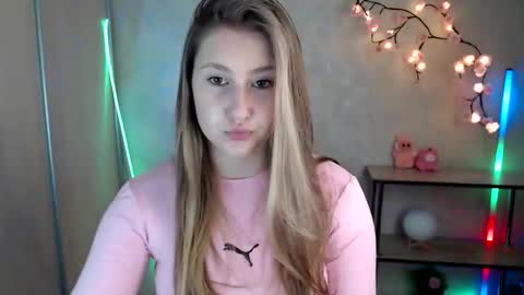 Snapshot of kamilla_love_ chatting on June 2026 12:18:01 PM kamilla_love_ online show from June 2026 12:18:01 PM