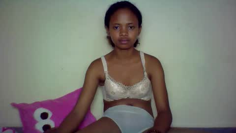 kamillah69 online show from February 2026 03:37:02 PM