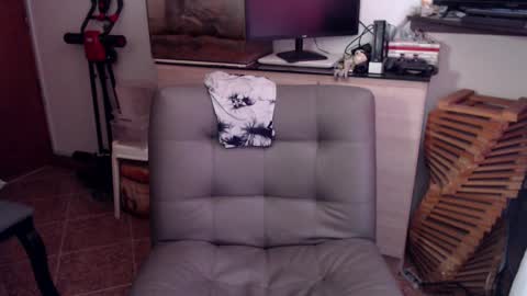 Kamila online show from September 2025 05:35:02 PM