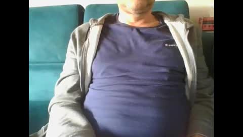 Snapshot of kanaletto chatting on April 2026 11:19:01 AM Mario online show from April 2026 11:19:01 AM