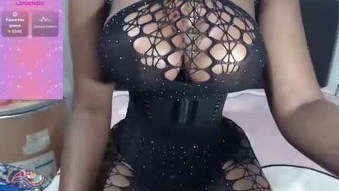 Paola online show from September 2025 09:36:02 PM