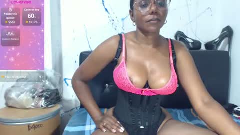 Paola online show from July 2026 10:05:02 PM