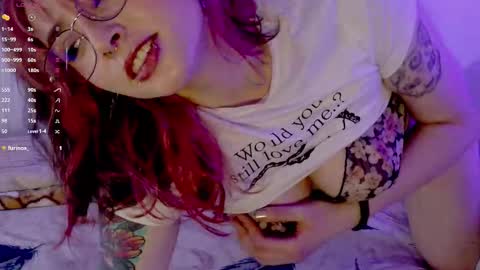 Snapshot of kanne_goth chatting on November 2025 11:59:01 PM online show from November 2025 11:59:01 PM