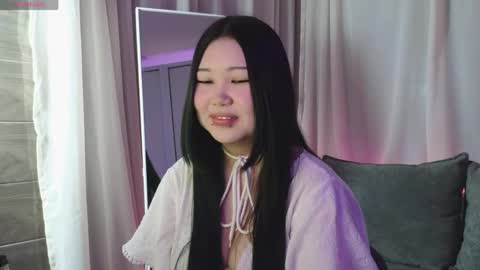 Rina online show from April 2026 01:25:01 AM