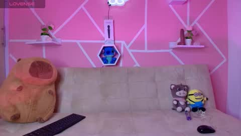 kaoriille online show from November 2025 04:22:02 AM