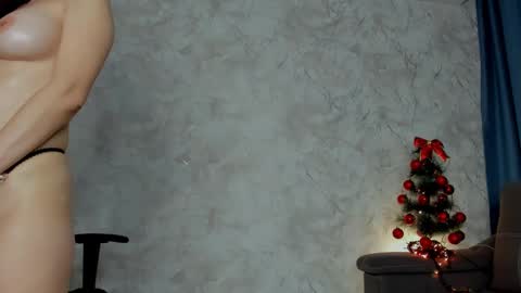 Emma online show from December 2024 04:59:02 AM