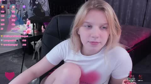Snapshot of karambamoon chatting on January 2025 06:43:02 AM Lera online show from January 2025 06:43:02 AM