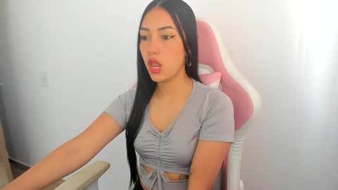 Snapshot of karely_sweet_ chatting on May 2026 02:12:01 PM karely_sweet_ online show from May 2026 02:12:01 PM