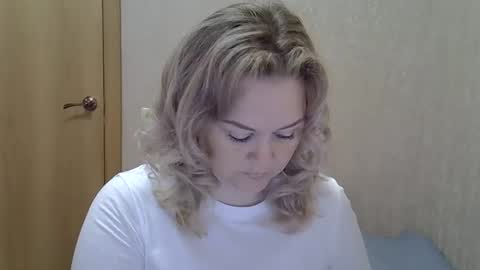 karennelsonx online show from October 2025 10:27:02 AM