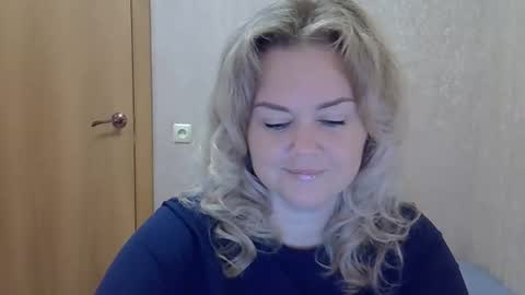 karennelsonx online show from October 2025 07:20:02 AM