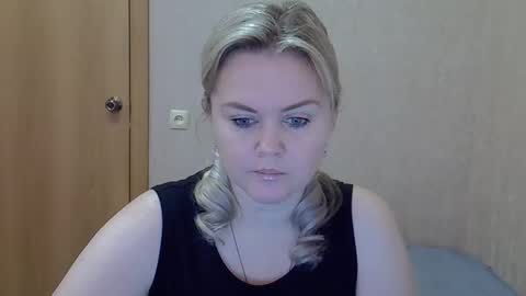 karennelsonx online show from February 2026 09:26:01 AM