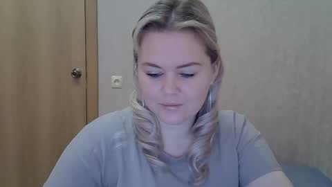 karennelsonx online show from March 2026 10:29:02 AM