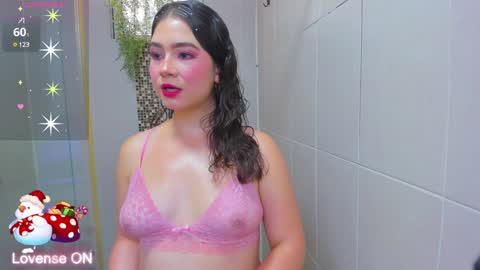 Snapshot of karenpautt chatting on December 2024 06:37:02 PM Karen online show from December 2024 06:37:02 PM