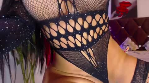 Snapshot of karina4squirt chatting on September 2025 03:37:02 PM karina4squirt online show from September 2025 03:37:02 PM