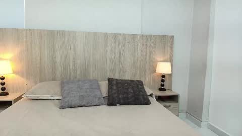 Karina Calderon online show from April 2026 11:37:02 AM