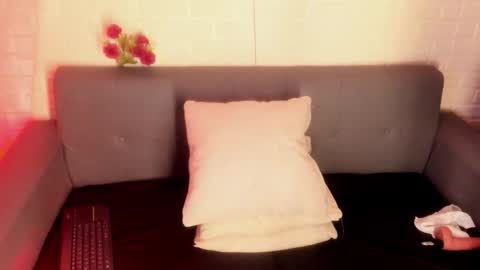 Kari online show from December 2025 11:28:02 AM