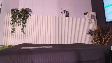 Snapshot of karina_gomez_18 chatting on June 2026 11:27:02 AM Kari online show from June 2026 11:27:02 AM