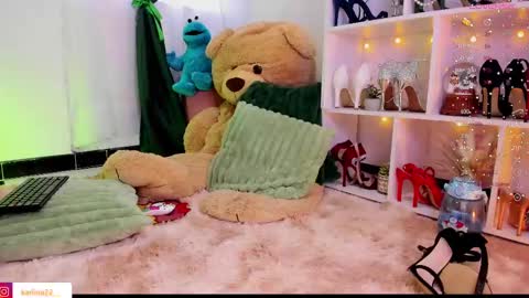 Karina  online show from March 2025 10:42:01 PM