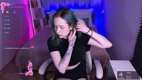 Karina online show from April 2026 09:03:02 AM