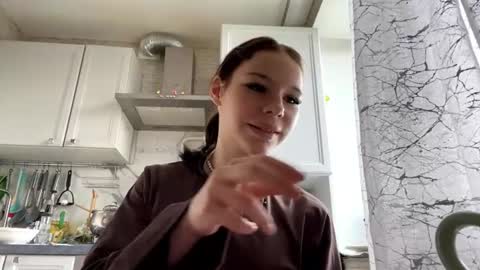 Snapshot of karissatrulove chatting on July 2026 02:11:01 PM Leya online show from July 2026 02:11:01 PM