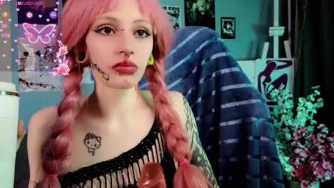 karkadeshk online show from April 2026 05:28:01 PM