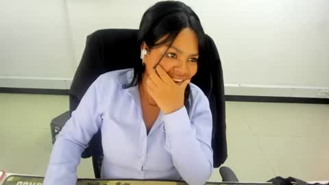Snapshot of karla_cg chatting on July 2026 09:28:02 PM karla_cg online show from July 2026 09:28:02 PM
