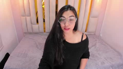 Snapshot of karla_hernandez chatting on January 2025 01:56:02 PM Karla online show from January 2025 01:56:02 PM