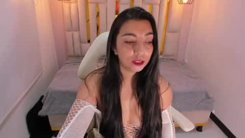 Snapshot of karla_hernandez chatting on February 2025 11:17:02 AM Karla online show from February 2025 11:17:02 AM