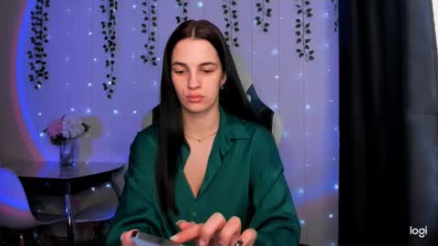 karla_lim online show from February 2025 11:55:02 AM