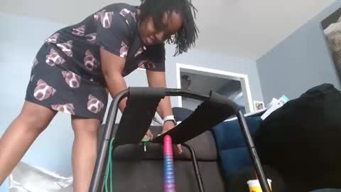 Karla J Rossii online show from November 2025 06:10:01 PM