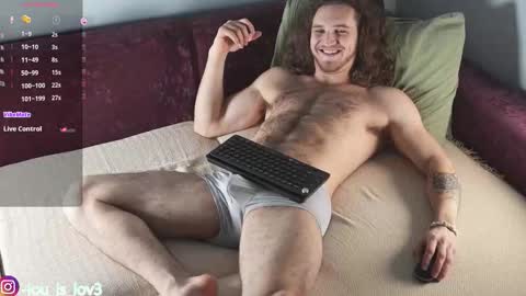Snapshot of karlos_murphy chatting on October 2025 03:11:02 PM Karlos and Louis online show from October 2025 03:11:02 PM