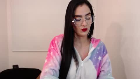 Karlis online show from December 2025 05:17:02 AM