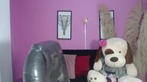 KARLYE online show from October 2025 02:02:05 AM