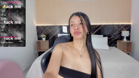 karol_cortes online show from April 2026 01:37:02 PM