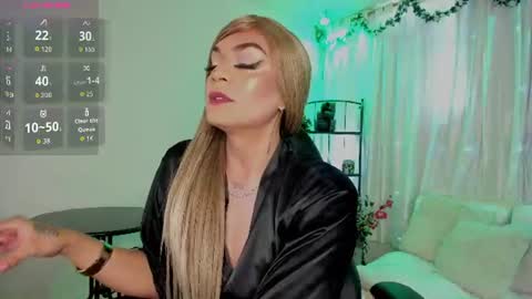 Snapshot of karol_elegance_ chatting on July 2026 01:28:02 PM karol online show from July 2026 01:28:02 PM