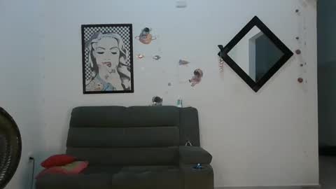 Snapshot of karol_naughty chatting on December 2024 08:41:02 AM online show from December 2024 08:41:02 AM