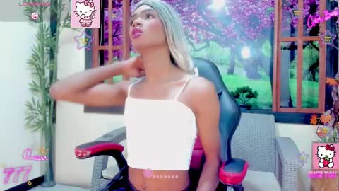 Snapshot of karol_vanessa__ chatting on March 2026 11:25:02 AM karol Vanessa online show from March 2026 11:25:02 AM